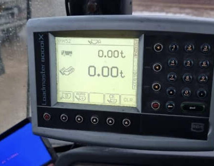 ЖЦБ 411, объемом двигателя 0 л и пробегом 8 тыс. км за 43602 $, фото 10 на Automoto.ua