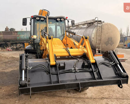 Желтый ЖЦБ 4ЦКС, объемом двигателя 0 л и пробегом 950 тыс. км за 63900 $, фото 2 на Automoto.ua