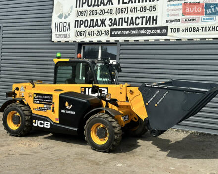 ЖЦБ 525-60 Hi-Viz, объемом двигателя 0 л и пробегом 3 тыс. км за 49827 $, фото 1 на Automoto.ua