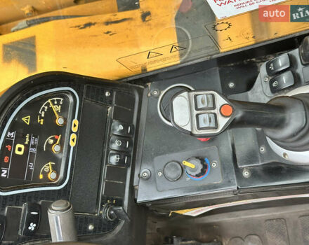 ЖЦБ 525-60 Hi-Viz, об'ємом двигуна 4.4 л та пробігом 3 тис. км за 52088 $, фото 6 на Automoto.ua