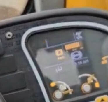 Желтый ЖЦБ 525-60 Hi-Viz, объемом двигателя 0 л и пробегом 0 тыс. км за 45998 $, фото 9 на Automoto.ua