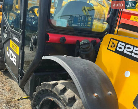 Желтый ЖЦБ 525-60 Hi-Viz, объемом двигателя 0 л и пробегом 0 тыс. км за 45998 $, фото 5 на Automoto.ua