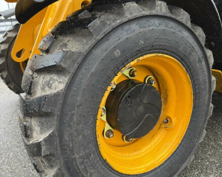 Жовтий ЖЦБ 525-60 Hi-Viz, об'ємом двигуна 0 л та пробігом 4 тис. км за 63637 $, фото 4 на Automoto.ua