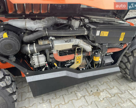 Помаранчевий ЖЦБ 525-60 Hi-Viz, об'ємом двигуна 2.8 л та пробігом 0 тис. км за 47200 $, фото 10 на Automoto.ua