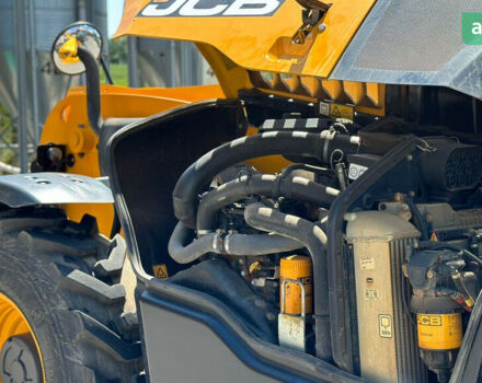 ЖЦБ 531-70, объемом двигателя 2.45 л и пробегом 0 тыс. км за 50522 $, фото 5 на Automoto.ua