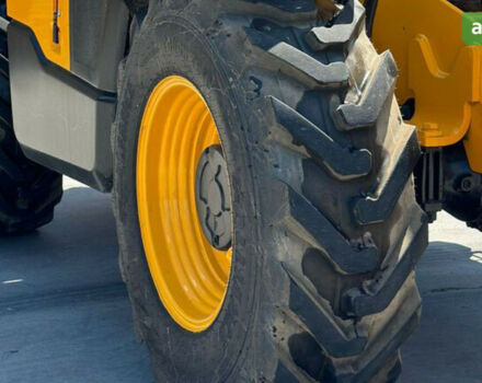 ЖЦБ 531-70, объемом двигателя 2.45 л и пробегом 0 тыс. км за 50522 $, фото 7 на Automoto.ua