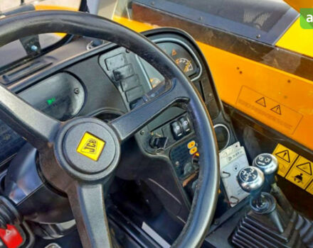 ЖЦБ 531-70 2013 в Звенигородка на Automoto.ua ЖЦБ 531-70, объемом двигателя 0 л и пробегом 0 тыс. км за 52733 $, фото 3 на Automoto.ua