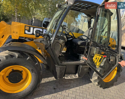 ЖЦБ 531-70 2012 в Каменце-Подольском на Automoto.ua ЖЦБ 531-70, объемом двигателя 0 л и пробегом 560 тыс. км за 39999 $, фото 3 на Automoto.ua
