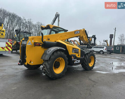 ЖЦБ 531-70, объемом двигателя 4.4 л и пробегом 17 тыс. км за 59310 $, фото 2 на Automoto.ua