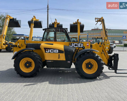Жовтий ЖЦБ 531-70, об'ємом двигуна 4.4 л та пробігом 4 тис. км за 39000 $, фото 5 на Automoto.ua