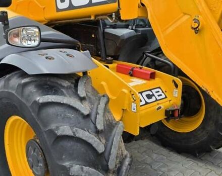 Желтый ЖЦБ 531-70, объемом двигателя 4.4 л и пробегом 5 тыс. км за 49700 $, фото 6 на Automoto.ua