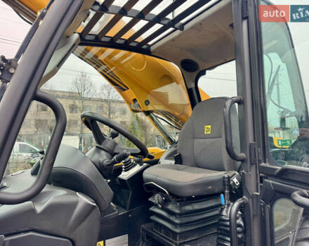 Желтый ЖЦБ 531-70, объемом двигателя 4.4 л и пробегом 0 тыс. км за 38500 $, фото 12 на Automoto.ua
