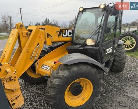 Жовтий ЖЦБ 531-70, об'ємом двигуна 4.4 л та пробігом 6 тис. км за 49500 $, фото 7 на Automoto.ua