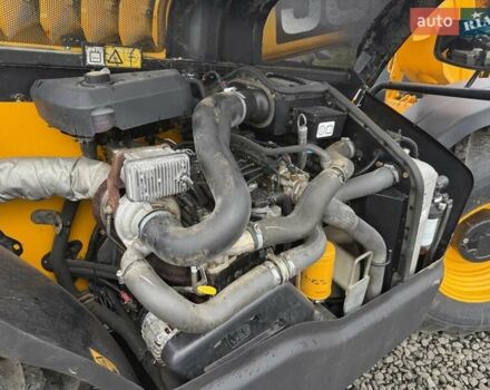 Жовтий ЖЦБ 531-70, об'ємом двигуна 4.4 л та пробігом 6 тис. км за 49500 $, фото 15 на Automoto.ua