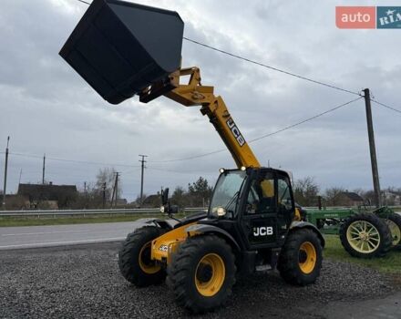 Жовтий ЖЦБ 531-70, об'ємом двигуна 4.4 л та пробігом 6 тис. км за 49500 $, фото 24 на Automoto.ua