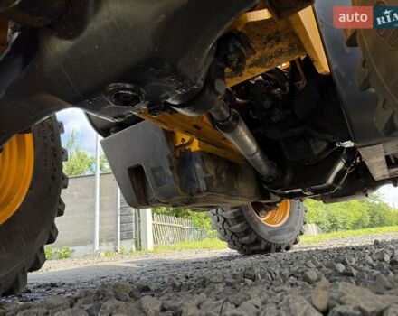 Жовтий ЖЦБ 531-70, об'ємом двигуна 4.4 л та пробігом 6 тис. км за 52500 $, фото 15 на Automoto.ua
