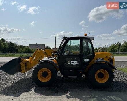 Жовтий ЖЦБ 531-70, об'ємом двигуна 4.4 л та пробігом 6 тис. км за 52500 $, фото 3 на Automoto.ua