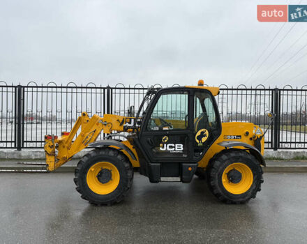 Желтый ЖЦБ 531-70, объемом двигателя 4.4 л и пробегом 2 тыс. км за 65014 $, фото 3 на Automoto.ua