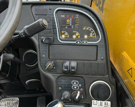 Жовтий ЖЦБ 531-70, об'ємом двигуна 4.4 л та пробігом 2 тис. км за 66007 $, фото 19 на Automoto.ua