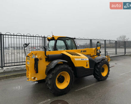 Жовтий ЖЦБ 531-70, об'ємом двигуна 4.4 л та пробігом 2 тис. км за 66007 $, фото 13 на Automoto.ua