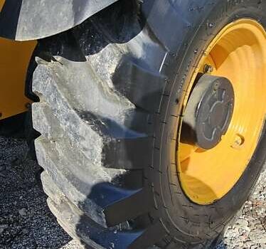 ЖЦБ 533-105 2007 в Харькове на Automoto.ua Желтый ЖЦБ 533-105, объемом двигателя 4 л и пробегом 0 тыс. км за 41000 $, фото 7 на Automoto.ua