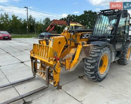 ЖЦБ 533-105 2015 в Черткове на Automoto.ua Желтый ЖЦБ 533-105, объемом двигателя 0 л и пробегом 0 тыс. км за 56000 $, фото 5 на Automoto.ua