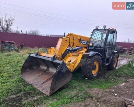 Желтый ЖЦБ 535-125, объемом двигателя 0 л и пробегом 19 тыс. км за 34650 $, фото 3 на Automoto.ua