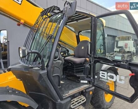 Желтый ЖЦБ 535-125, объемом двигателя 4.4 л и пробегом 0 тыс. км за 50900 $, фото 13 на Automoto.ua