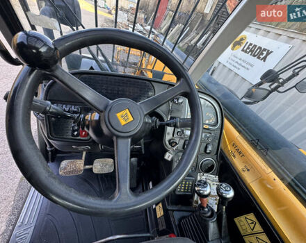 Жовтий ЖЦБ 535-140, об'ємом двигуна 4.4 л та пробігом 4 тис. км за 51289 $, фото 14 на Automoto.ua