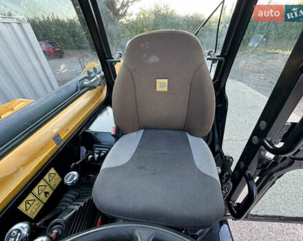 Жовтий ЖЦБ 535-140, об'ємом двигуна 4.4 л та пробігом 4 тис. км за 51289 $, фото 11 на Automoto.ua