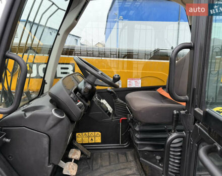 ЖЦБ 535-95, объемом двигателя 3 л и пробегом 3 тыс. км за 66421 $, фото 23 на Automoto.ua