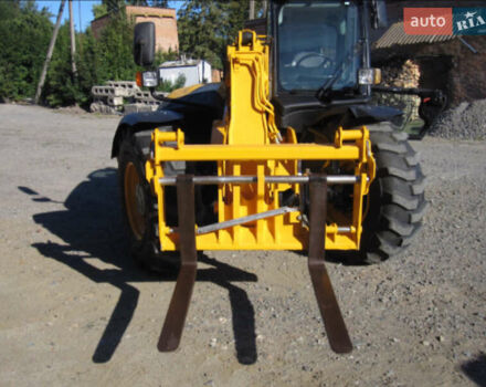 Желтый ЖЦБ 535-95, объемом двигателя 4.4 л и пробегом 1 тыс. км за 36850 $, фото 10 на Automoto.ua