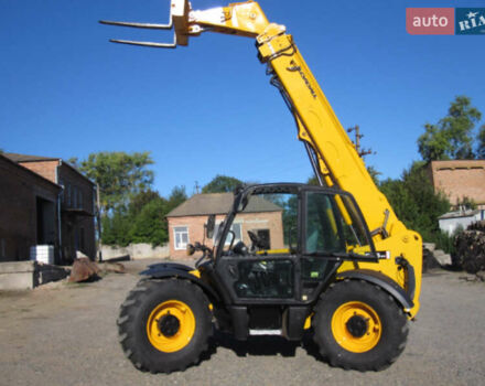 Желтый ЖЦБ 535-95, объемом двигателя 4.4 л и пробегом 1 тыс. км за 36850 $, фото 3 на Automoto.ua