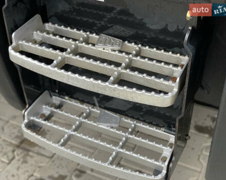 Жовтий ЖЦБ 535-95, об'ємом двигуна 4.4 л та пробігом 0 тис. км за 45000 $, фото 9 на Automoto.ua