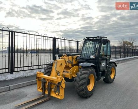 Жовтий ЖЦБ 535-95, об'ємом двигуна 4.4 л та пробігом 3 тис. км за 62583 $, фото 4 на Automoto.ua