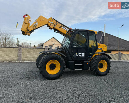 Желтый ЖЦБ 535-95, объемом двигателя 4.4 л и пробегом 6 тыс. км за 69969 $, фото 1 на Automoto.ua