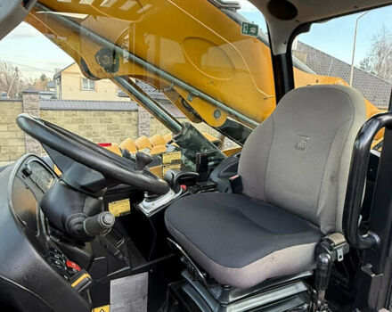 Желтый ЖЦБ 535-95, объемом двигателя 4.4 л и пробегом 6 тыс. км за 69969 $, фото 9 на Automoto.ua