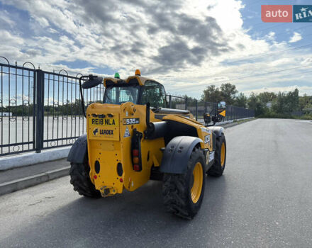 Жовтий ЖЦБ 535-95, об'ємом двигуна 4.4 л та пробігом 5 тис. км за 63095 $, фото 8 на Automoto.ua