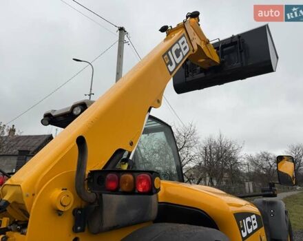 Жовтий ЖЦБ 536-60, об'ємом двигуна 4.4 л та пробігом 4 тис. км за 44500 $, фото 10 на Automoto.ua