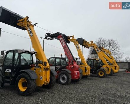 Жовтий ЖЦБ 536-60, об'ємом двигуна 4.4 л та пробігом 4 тис. км за 44500 $, фото 1 на Automoto.ua