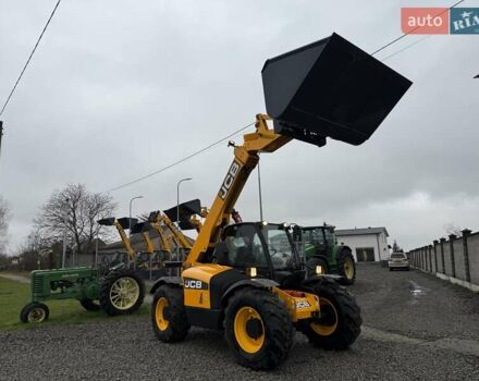 Жовтий ЖЦБ 536-60, об'ємом двигуна 4.4 л та пробігом 4 тис. км за 44500 $, фото 8 на Automoto.ua