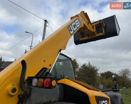 ЖЦБ 536-60 2013 в Луцке на Automoto.ua Желтый ЖЦБ 536-60, объемом двигателя 4.4 л и пробегом 4 тыс. км за 49900 $, фото 19 на Automoto.ua