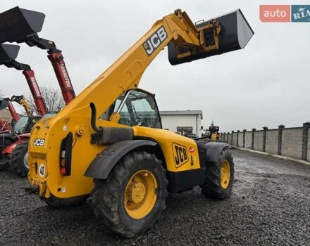 Желтый ЖЦБ 540-70, объемом двигателя 4.4 л и пробегом 0 тыс. км за 39500 $, фото 9 на Automoto.ua