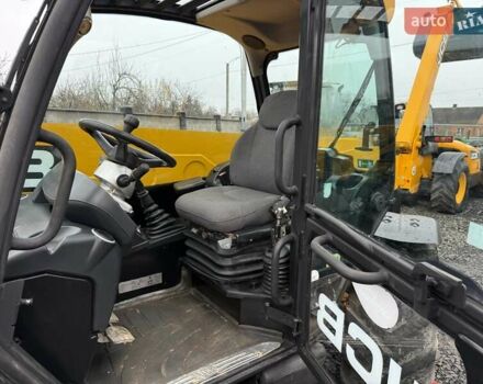 Желтый ЖЦБ 540-70, объемом двигателя 4.4 л и пробегом 0 тыс. км за 39500 $, фото 15 на Automoto.ua