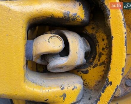 Желтый ЖЦБ 540-70, объемом двигателя 4.4 л и пробегом 0 тыс. км за 39500 $, фото 22 на Automoto.ua