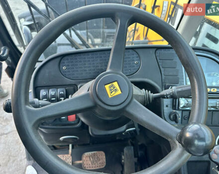 ЖЦБ 541-70, объемом двигателя 4.4 л и пробегом 5 тыс. км за 50986 $, фото 8 на Automoto.ua