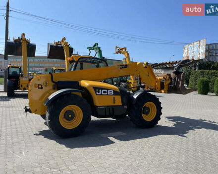 Жовтий ЖЦБ 541-70, об'ємом двигуна 4.4 л та пробігом 2 тис. км за 42800 $, фото 6 на Automoto.ua