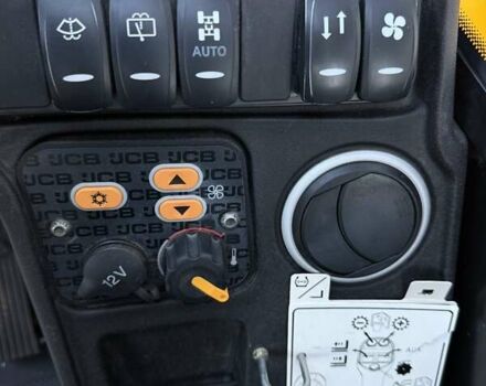 Желтый ЖЦБ 541-70, объемом двигателя 4.8 л и пробегом 4 тыс. км за 67500 $, фото 17 на Automoto.ua