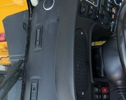 Желтый ЖЦБ 541-70, объемом двигателя 4.8 л и пробегом 4 тыс. км за 67500 $, фото 18 на Automoto.ua