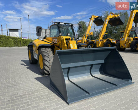Желтый ЖЦБ 541-70, объемом двигателя 4.4 л и пробегом 4 тыс. км за 75000 $, фото 2 на Automoto.ua